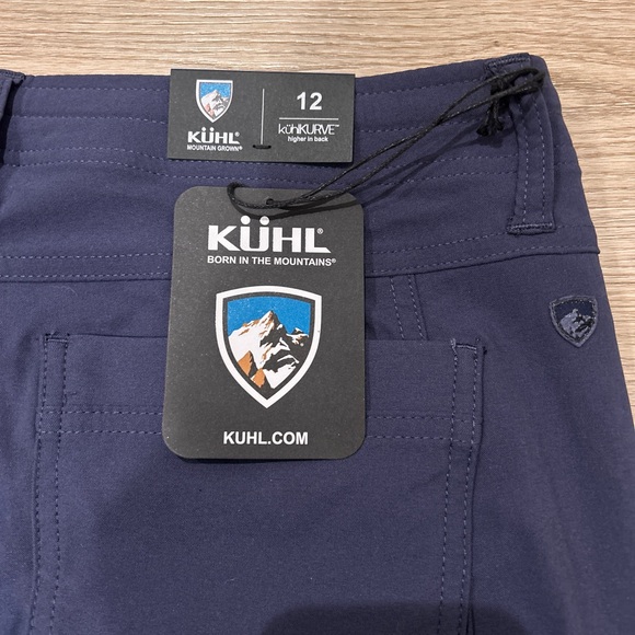 Navy Blue KÜHL Capri Pants - Picture 3 of 9
